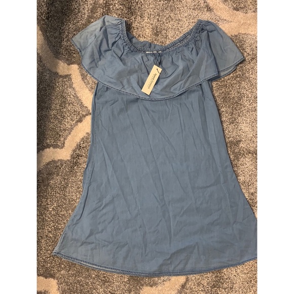 Off shoulder light blue denim dress with ruffle - Picture 2 of 2